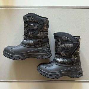 EUC - Kid's Cold Weather Snow Boots I Unisex I Size 3